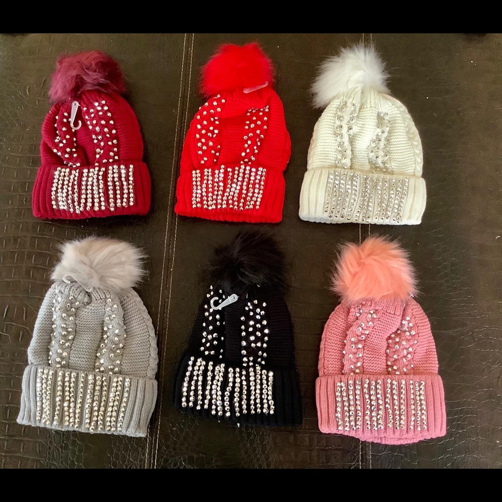 ๐ฅHP 3 for $25 ๐ฆ Rhinestone beanie - Womanโs gift - Picture 2 of 5